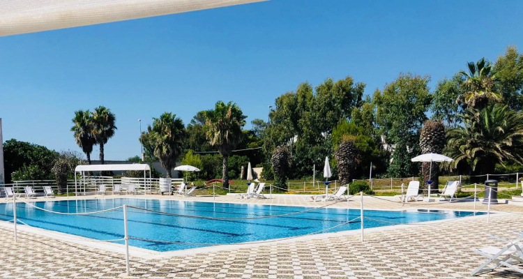 AH CLUB ISOLA DI PAZZE
