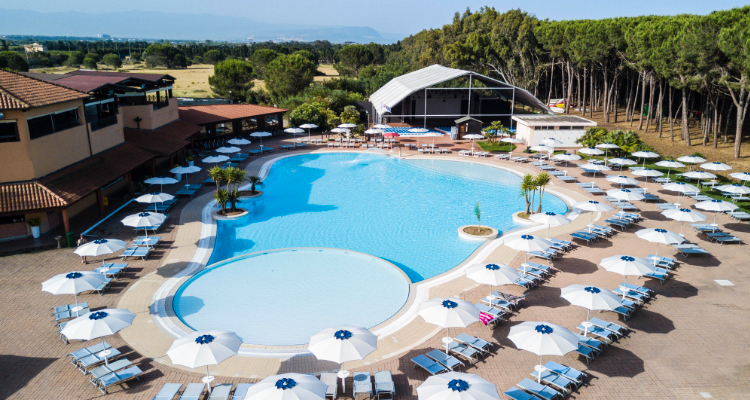 Nicotera Beach Village****